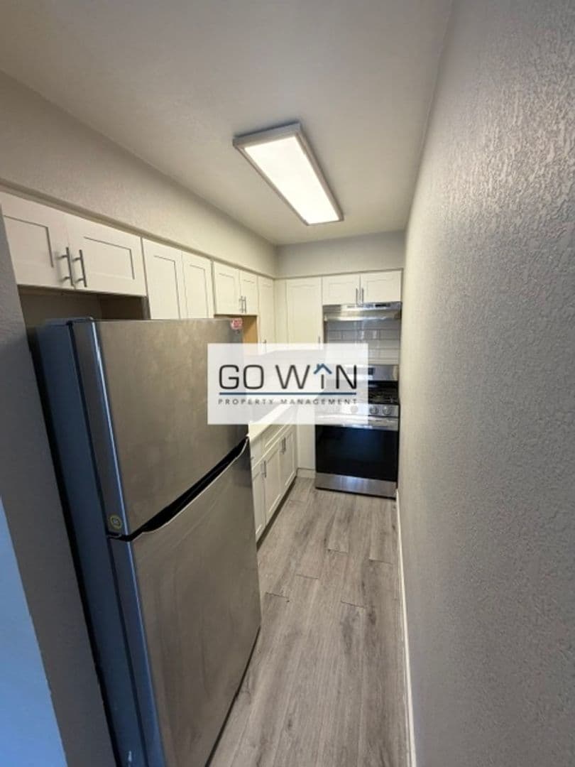 Phoenix Apartment: 8639 N 7th St