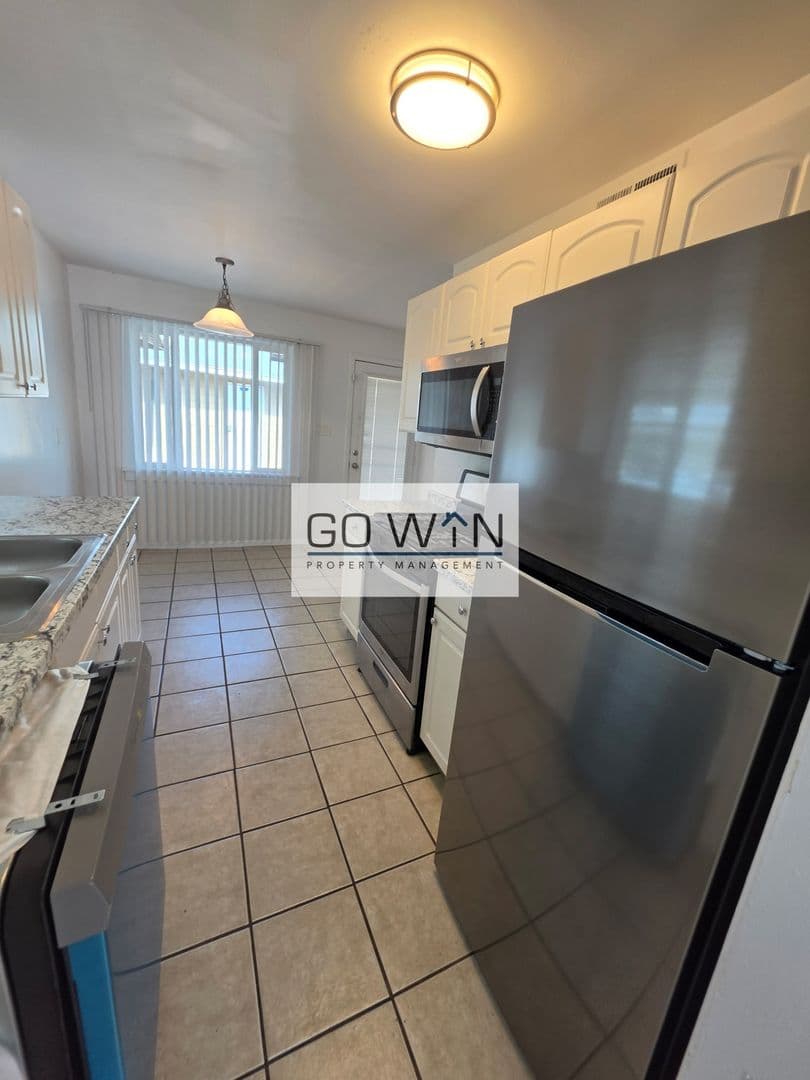 Phoenix Apartment: 3636 E Verde Ln