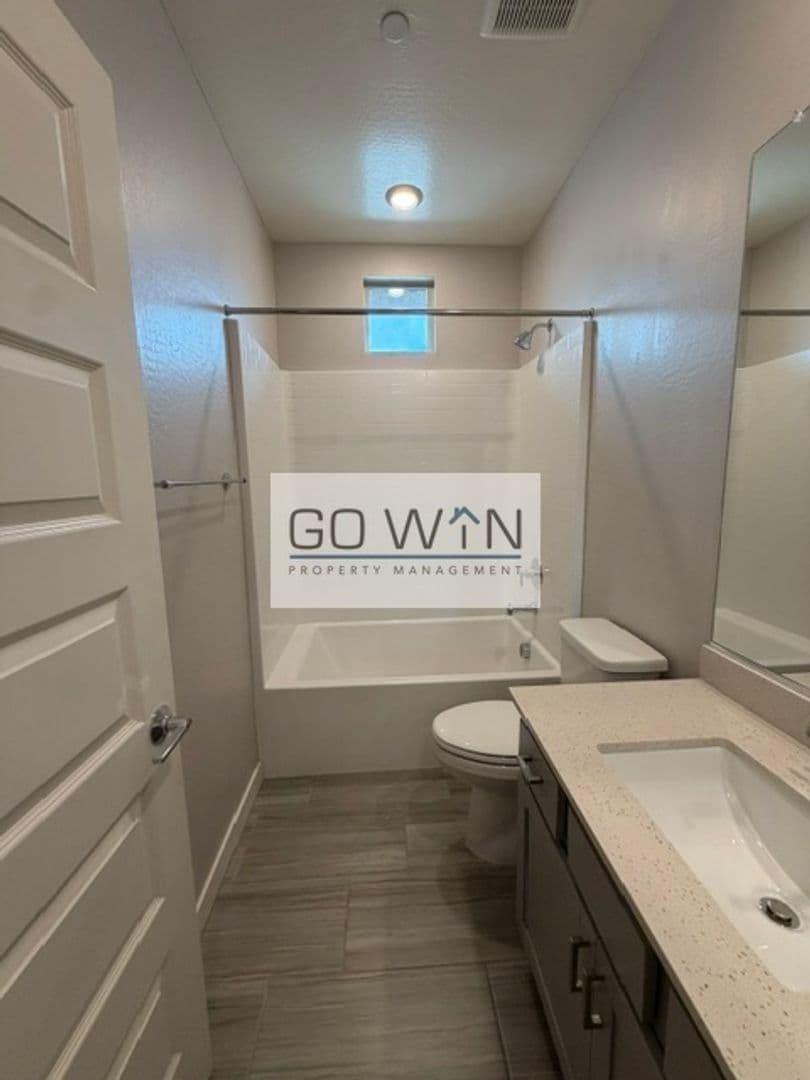 Gilbert Townhome: 2733 S Catherine Dr