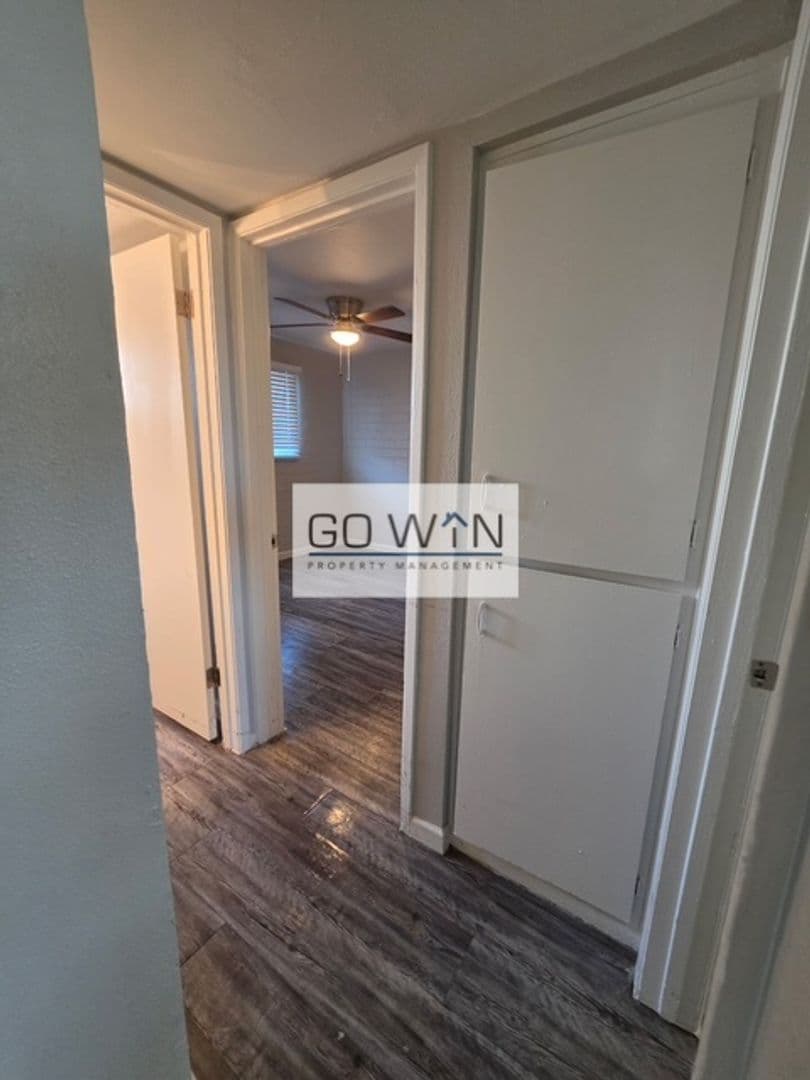 Phoenix Apartment: 8639 N 7th St