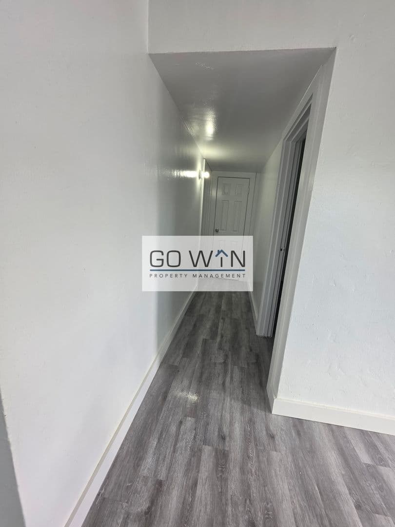 Phoenix Apartment: 2310 East Roosevelt Street