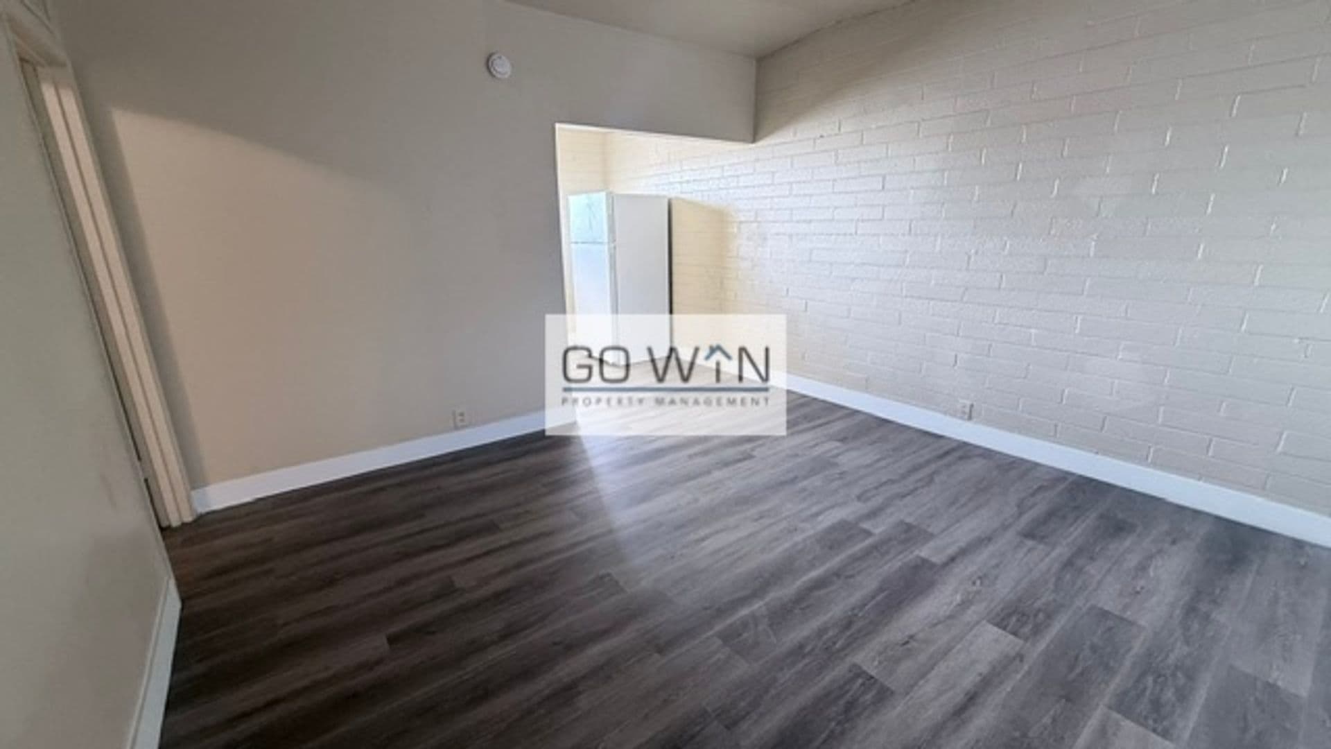 Phoenix Apartment: 8639 N 7th St