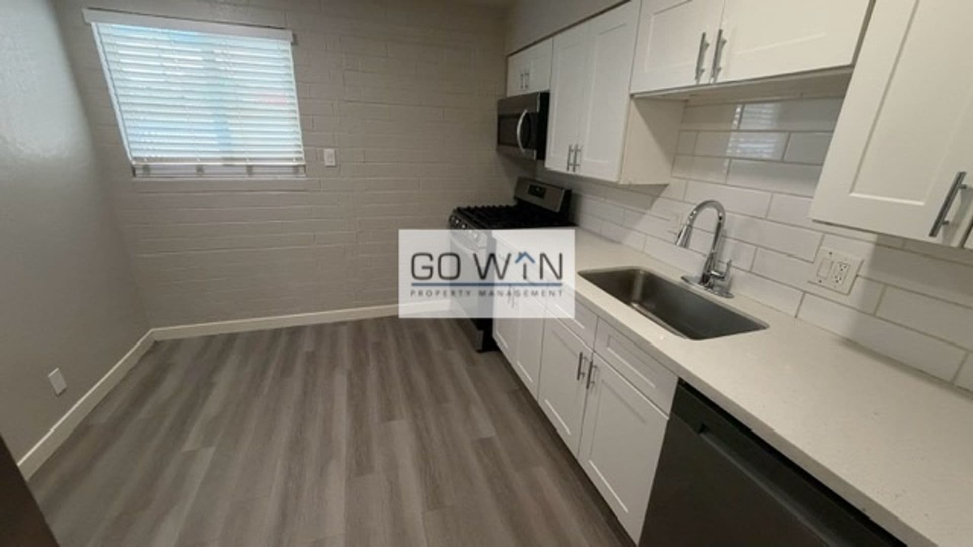 Phoenix Apartment: 8639 N 7th St