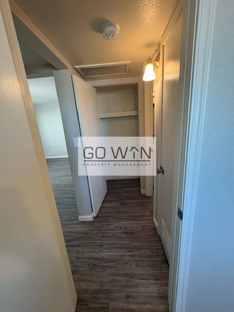 Glendale Apartment: 6621 W Myrtle Ave