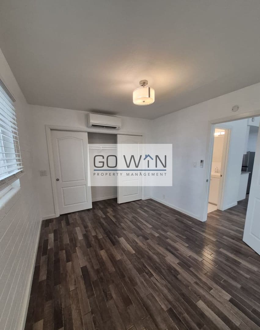 Phoenix Apartment: 44 E Roanoke Ave