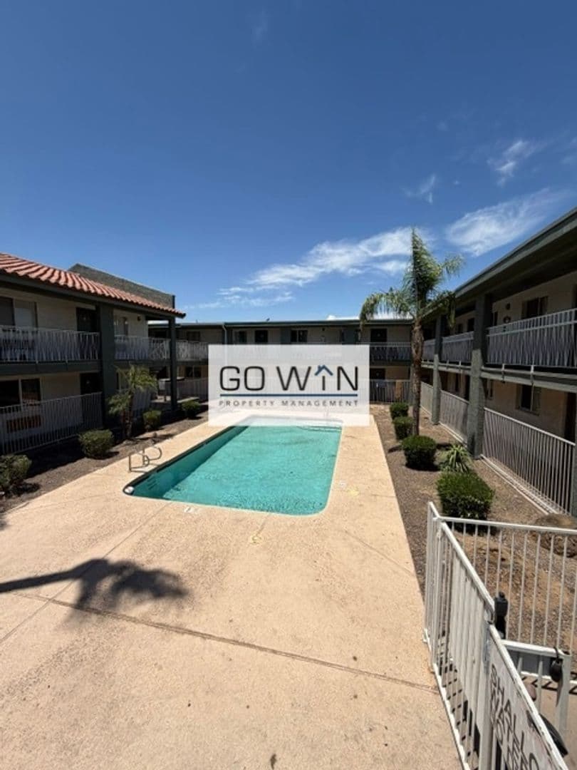 Phoenix Apartment: 8639 N 7th St