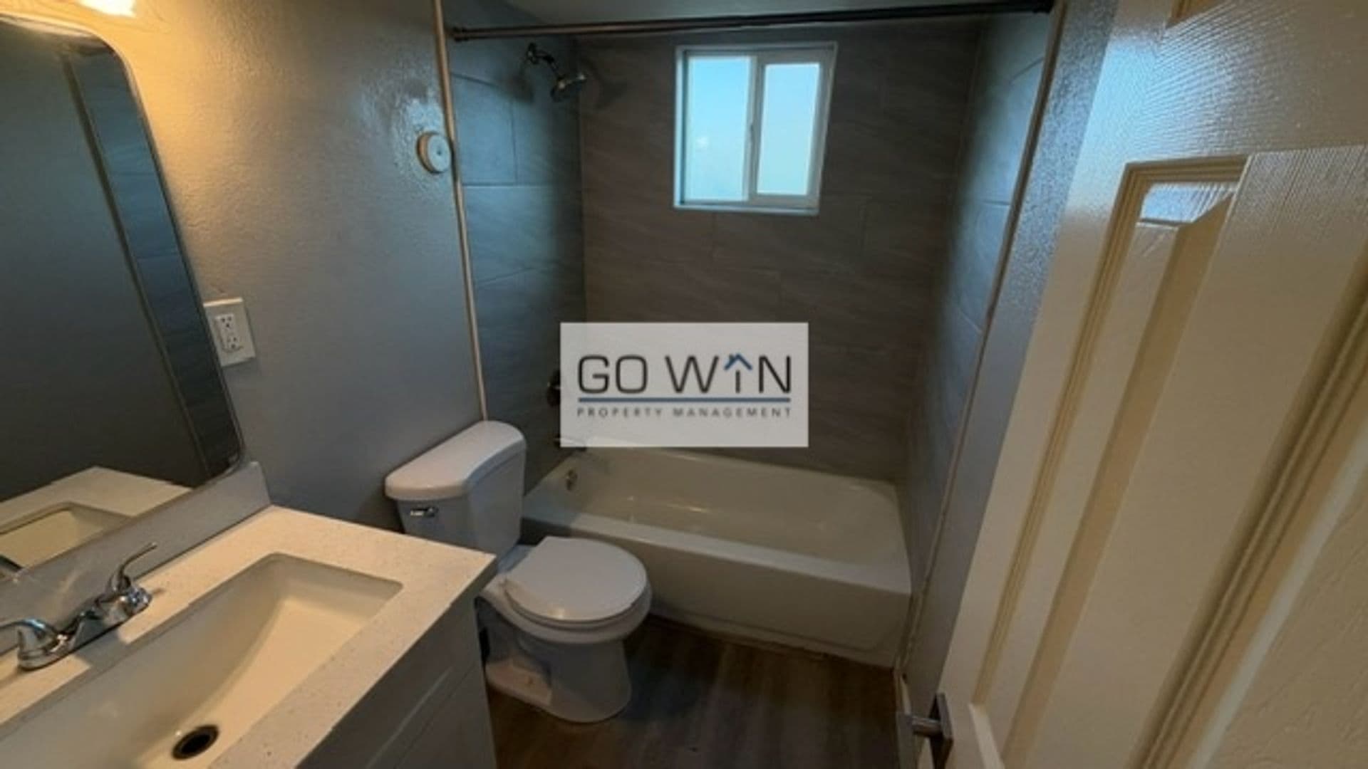 Phoenix Apartment: 8639 N 7th St