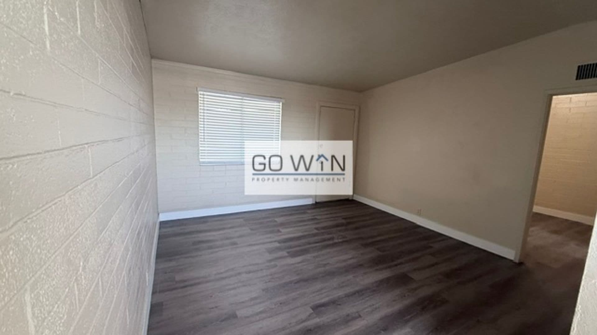 Phoenix Apartment: 8639 N 7th St