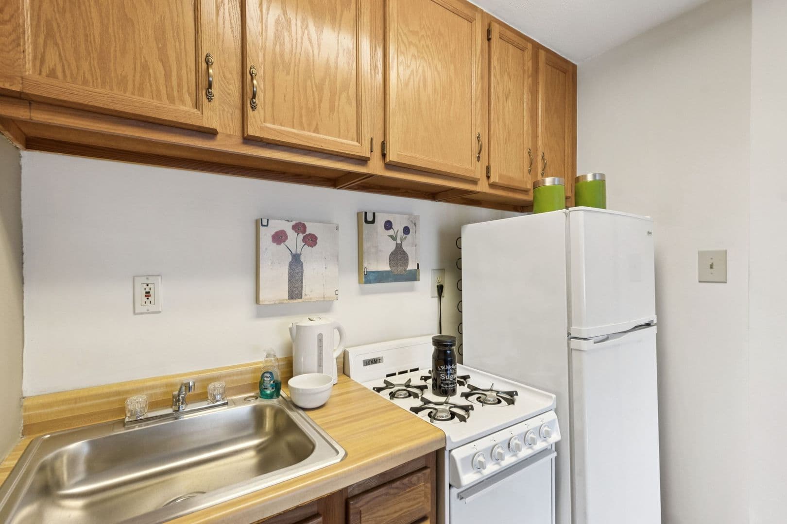 Philadelphia Apartment: 1220 North Broad Street