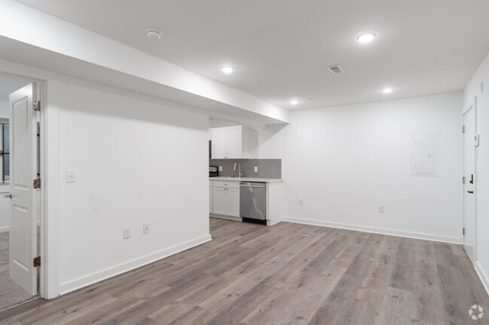 Philadelphia Apartment: 1254 N. Carlisle Street