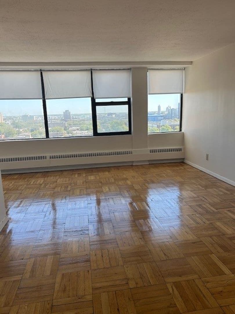 Philadelphia Apartment: 1220 North Broad Street