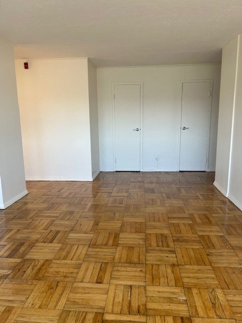 Philadelphia Apartment: 1220 North Broad Street