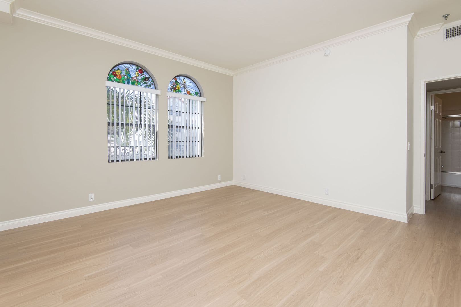 Los Angeles Apartment: 7120 Ramsgate Ave.