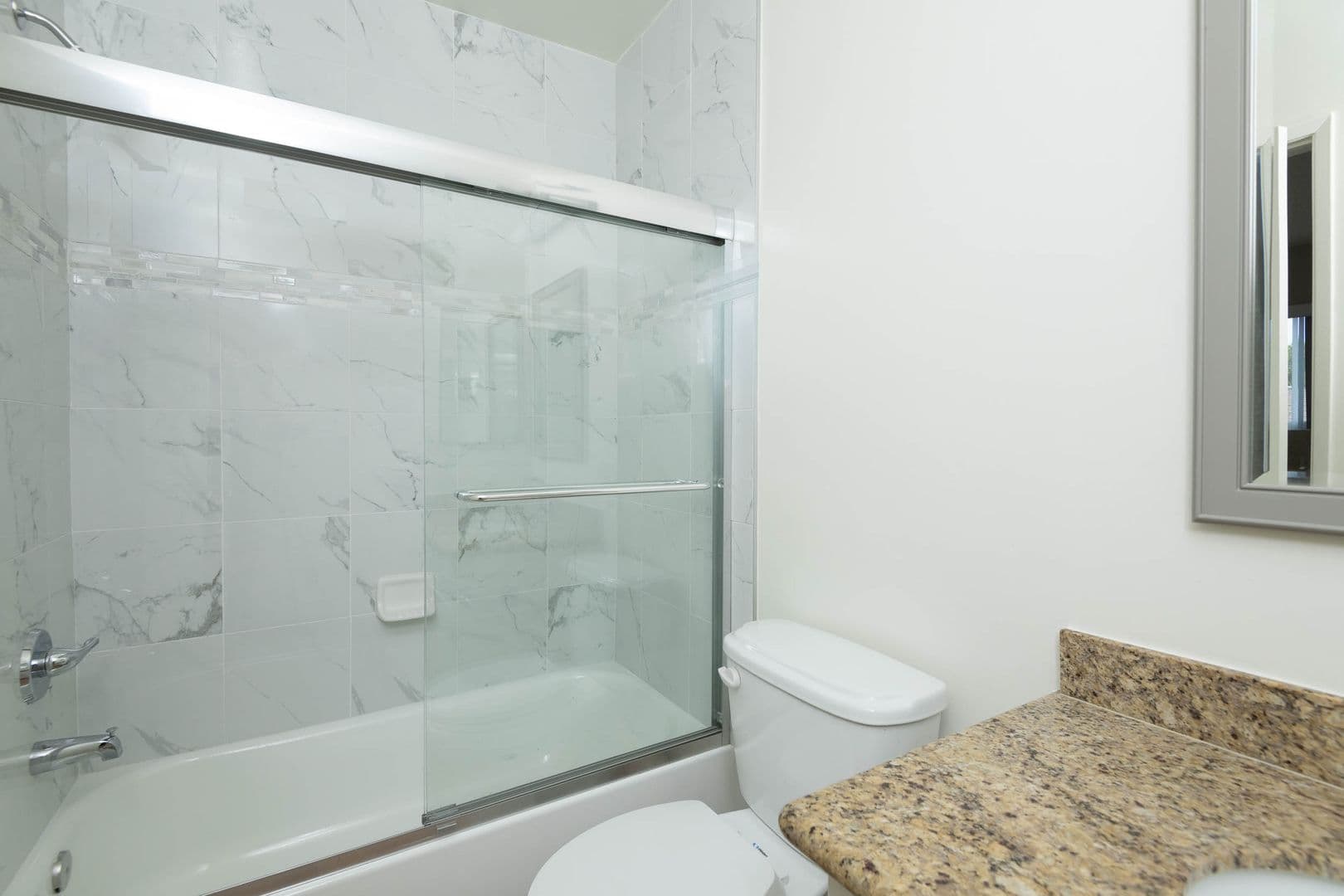 Los Angeles Apartment: 12740 Venice Blvd.