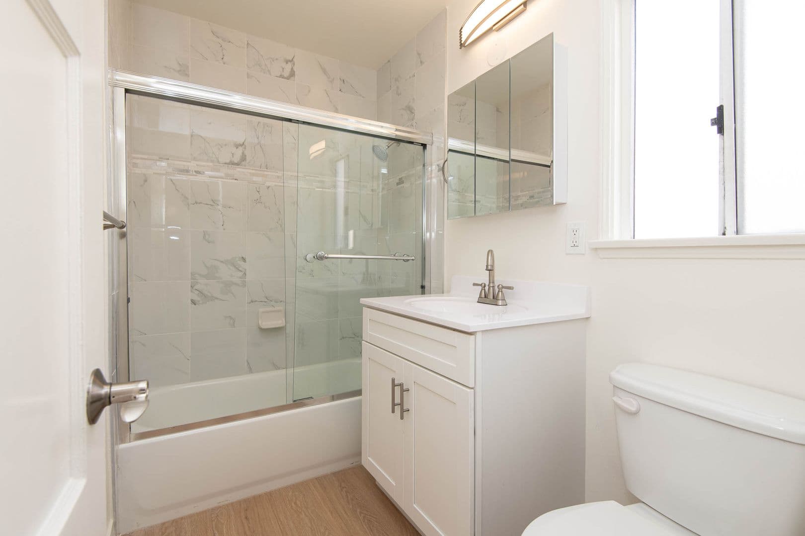 Los Angeles Apartment: 7045-51 Kittyhawk Ave.