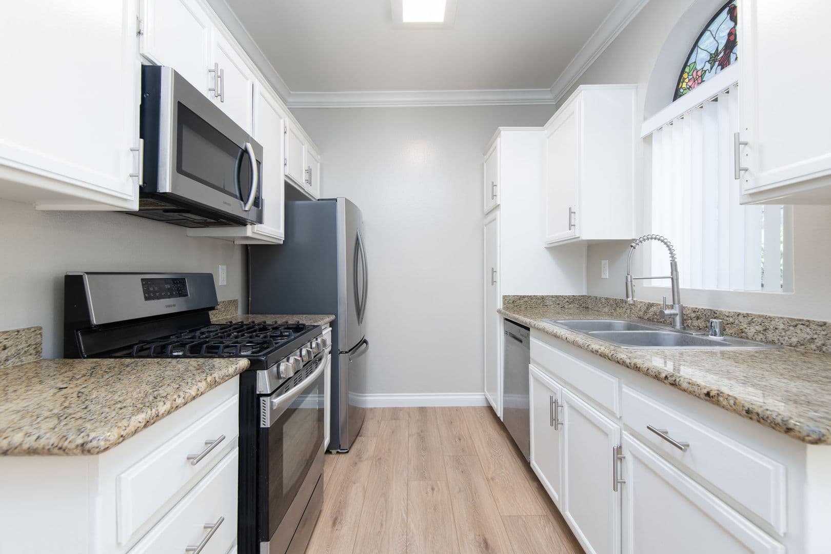 Los Angeles Apartment: 7120 Ramsgate Ave.