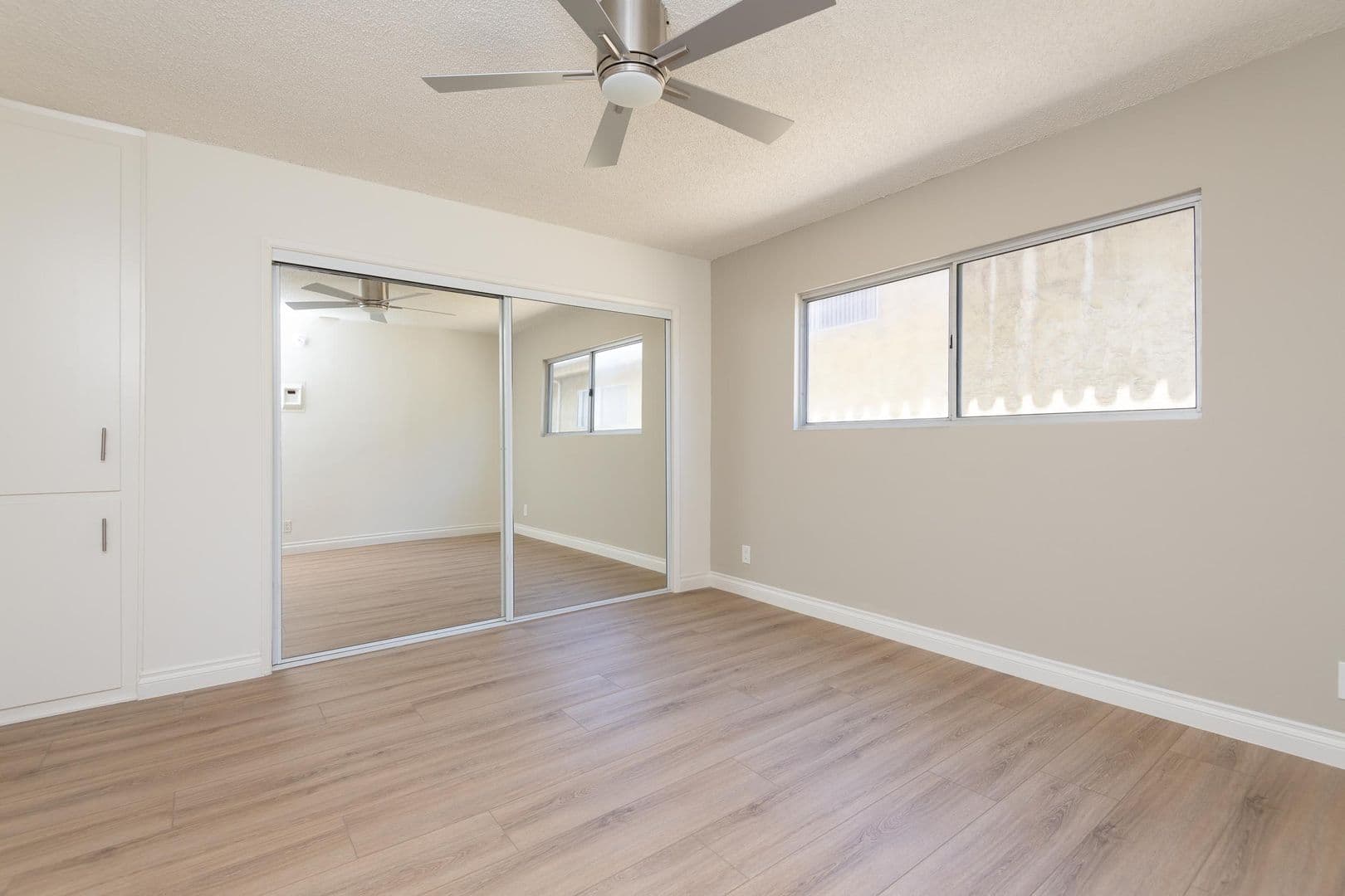 Los Angeles Apartment: 3810 Wade St.