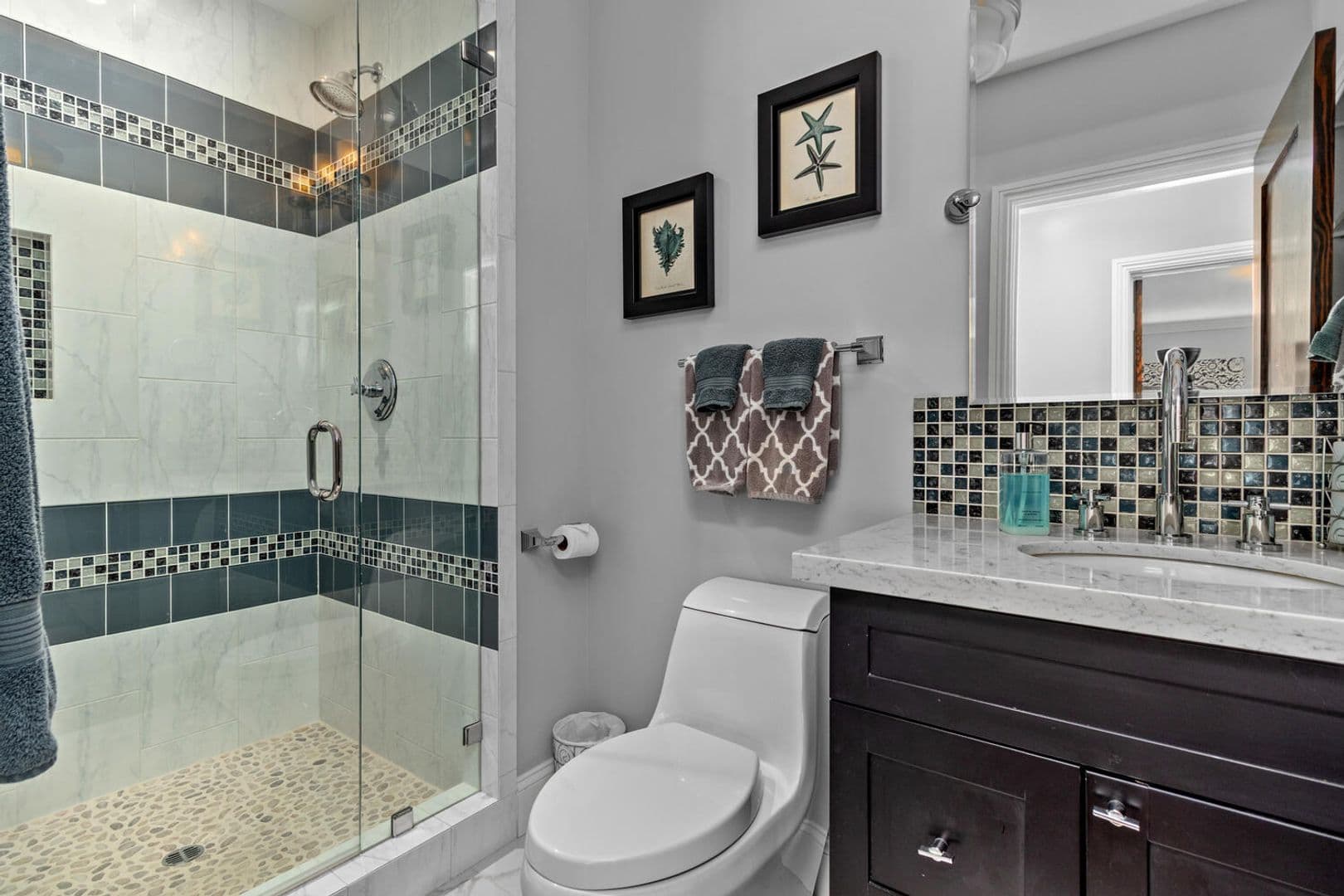 Oceanside House: 1026 West St