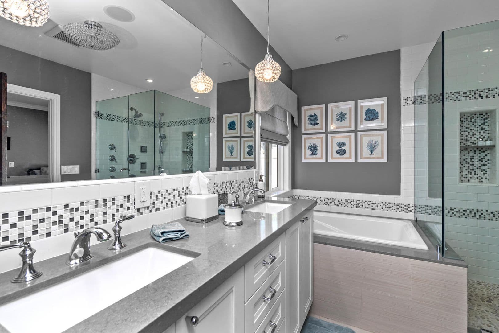 Oceanside House: 1026 West St