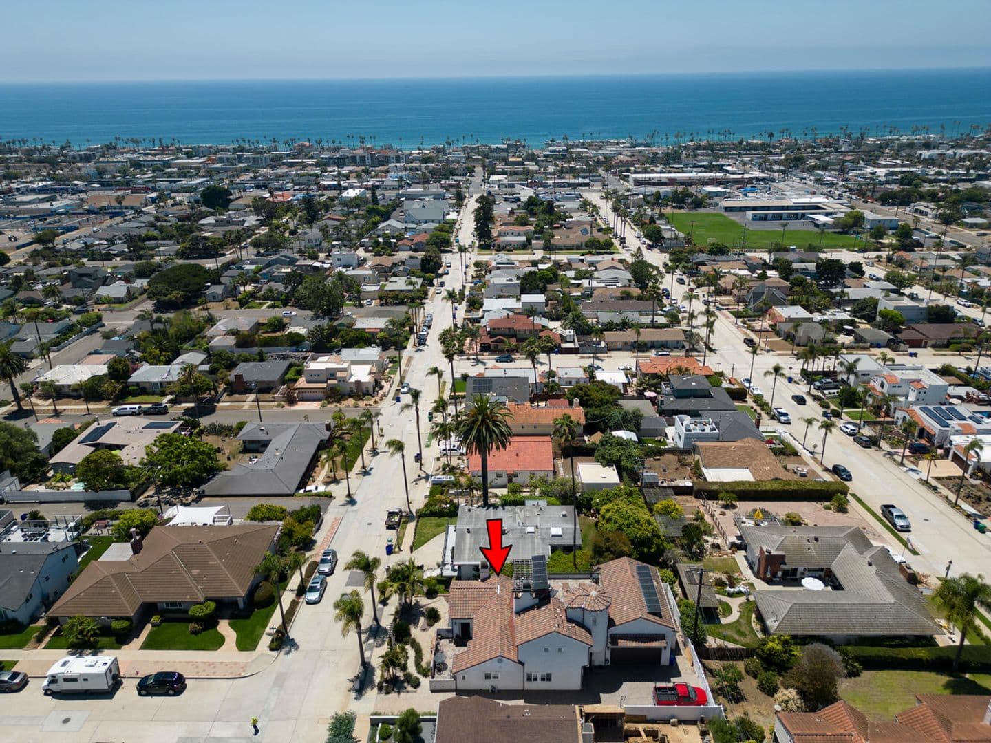 Oceanside House: 1026 West St