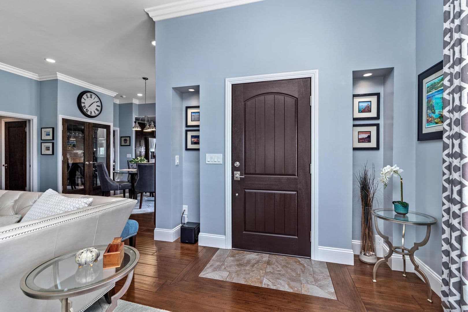 Oceanside House: 1026 West St