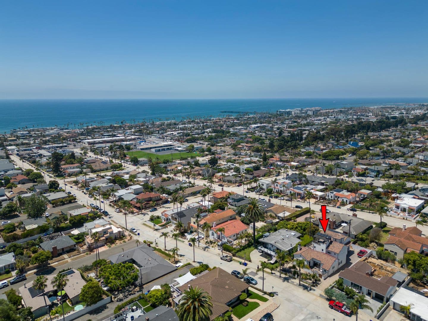 Oceanside House: 1026 West St
