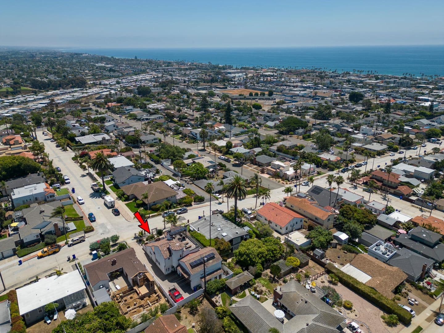 Oceanside House: 1026 West St