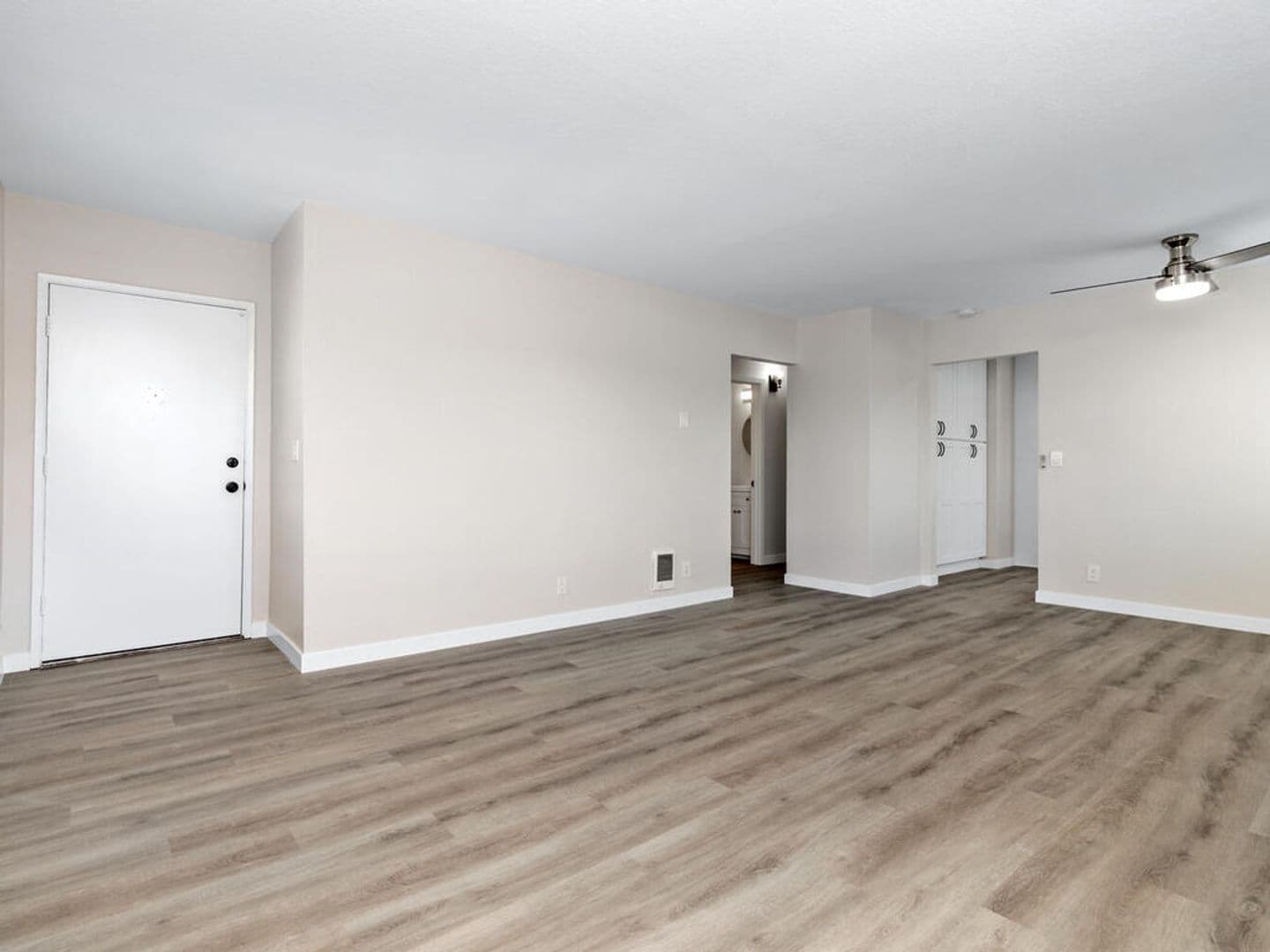 Oceanside Condo: 109 Avenida Las Brisas - Unit D