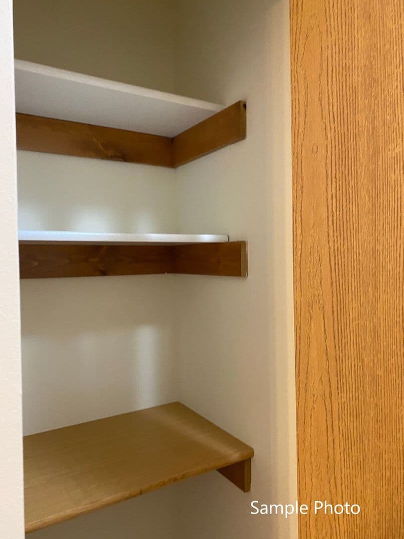 Bristol Apartment: 19624 82nd St