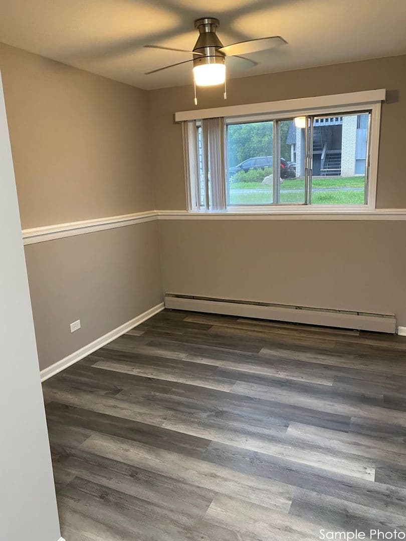 Gurnee Apartment: 4344 McClure Ave