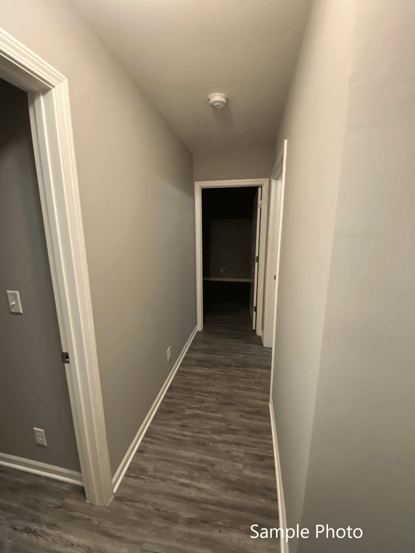 Lake Geneva Apartment: 1157 S. Wells St