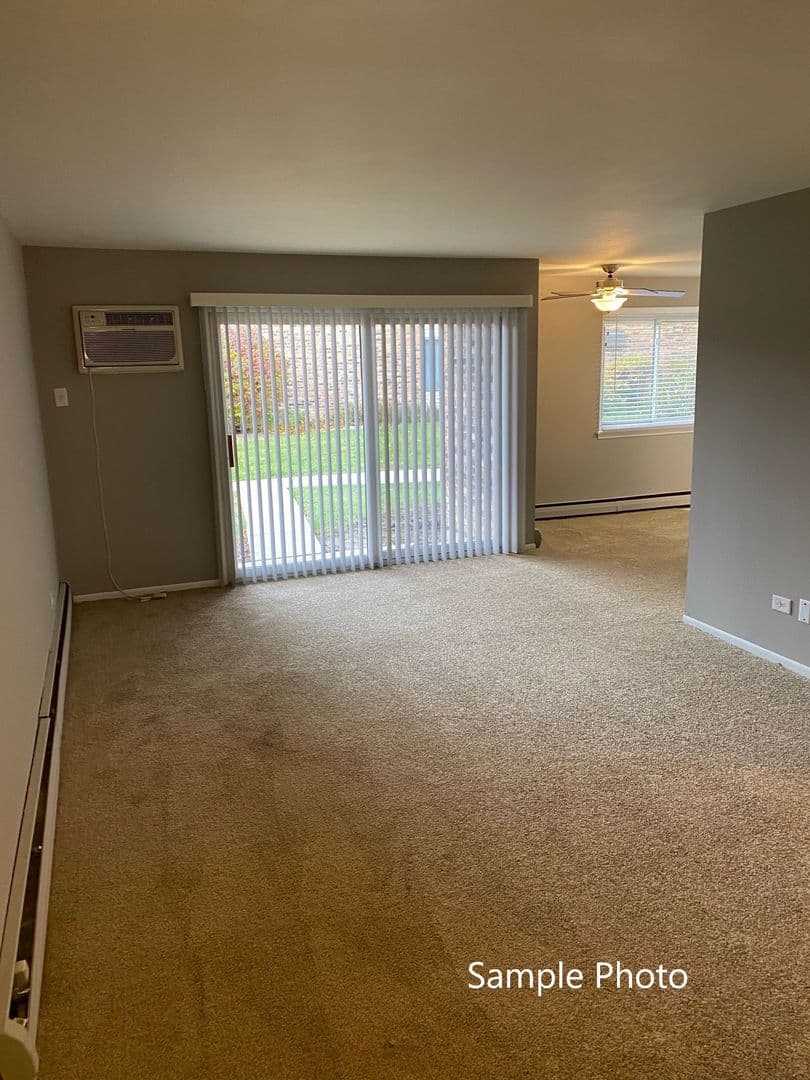 Lake Villa Apartment: 149 N Milwaukee Ave
