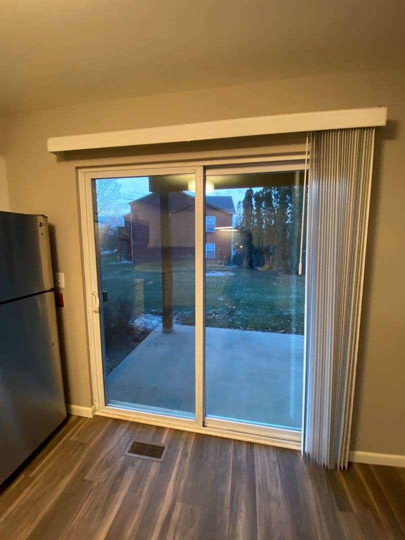 Lake Geneva Apartment: 1157 S. Wells St