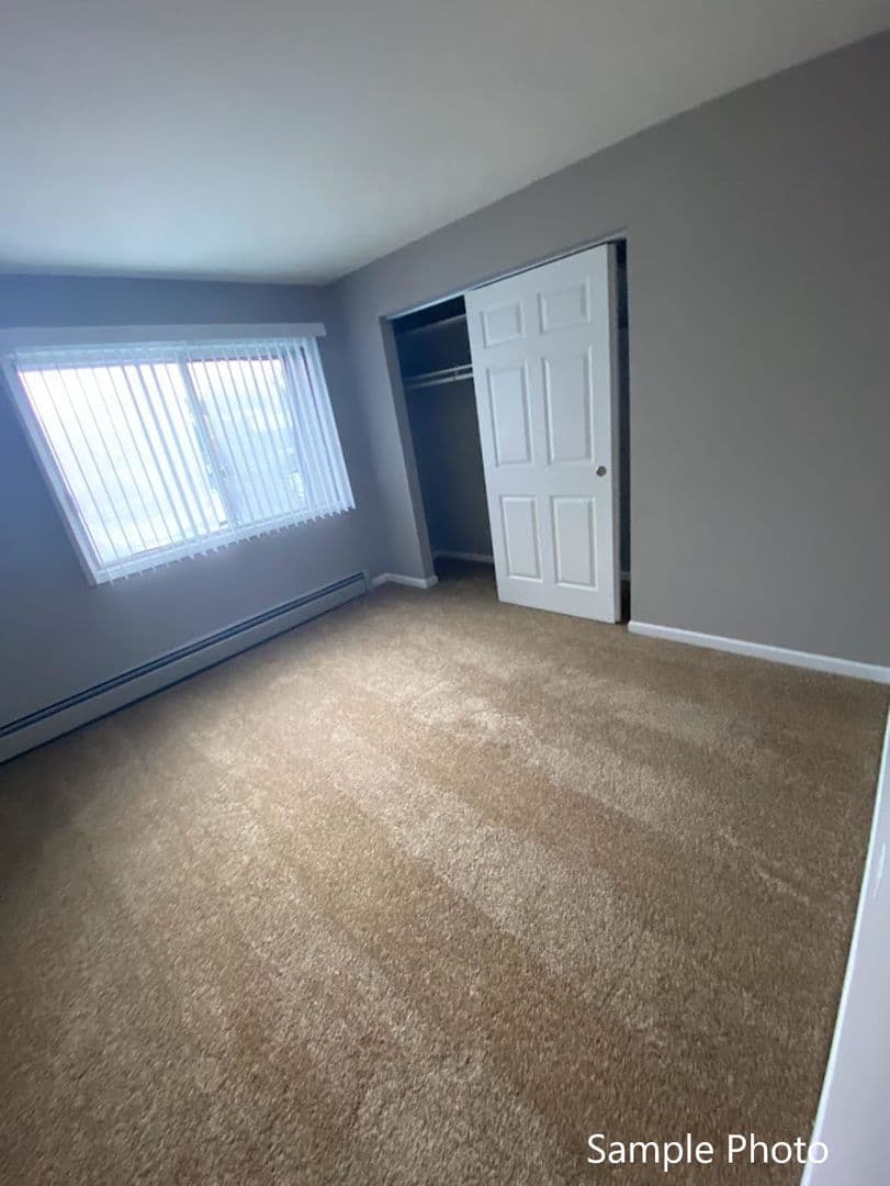 Gurnee Apartment: 4344 McClure Ave