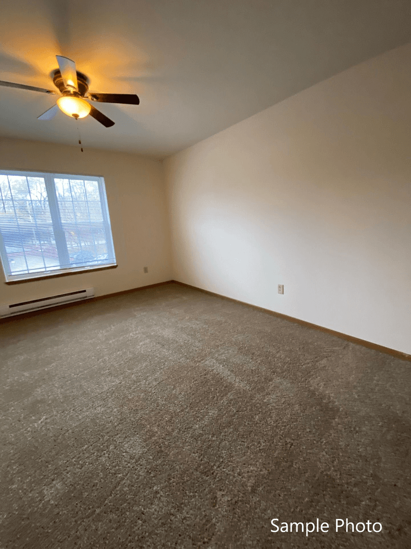 Bristol Apartment: 19624 82nd St
