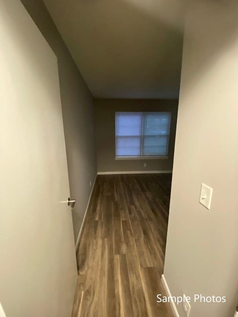 Lake Geneva Apartment: 1157 S. Wells St