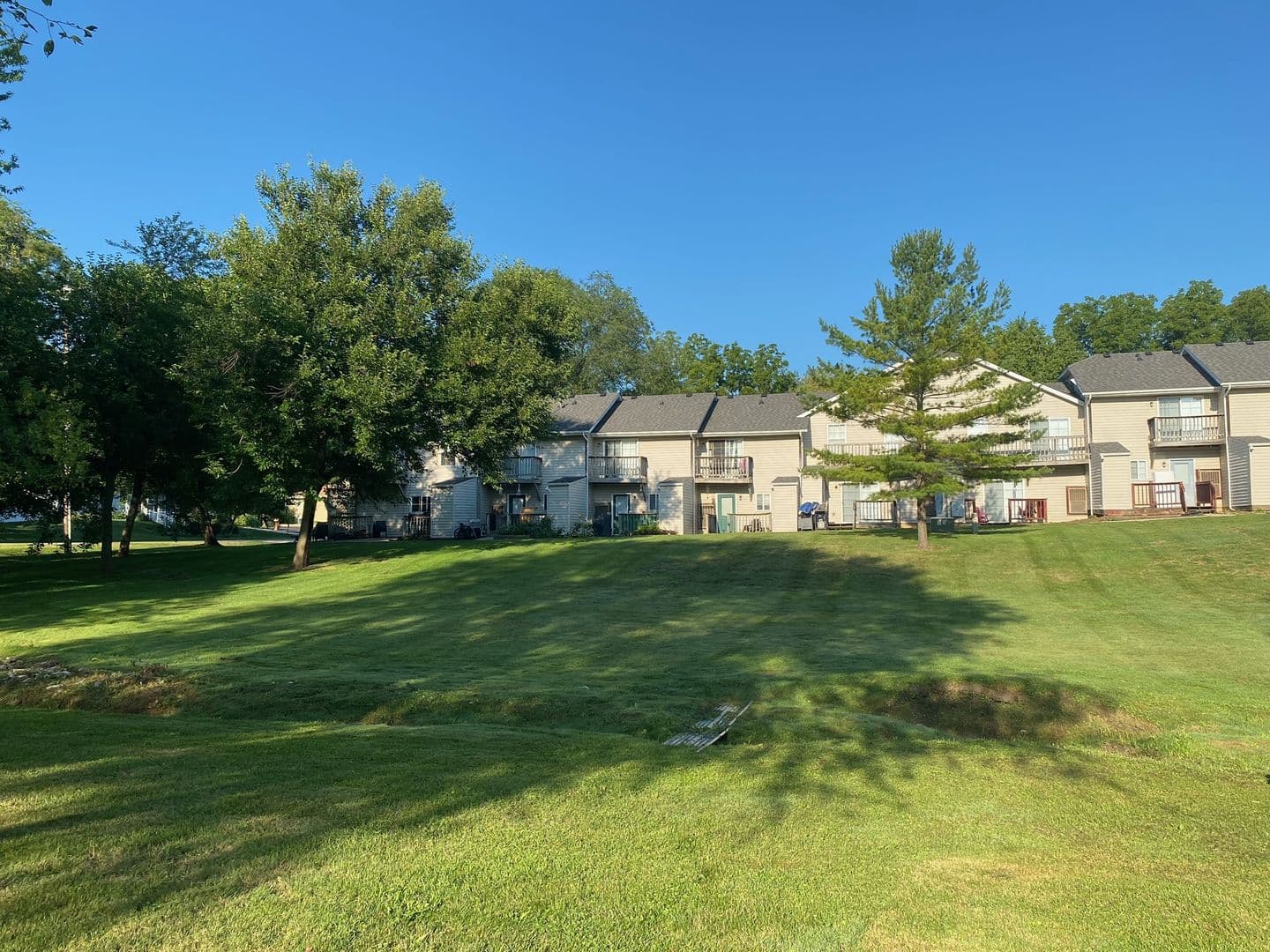 Bristol Apartment: 19624 82nd St