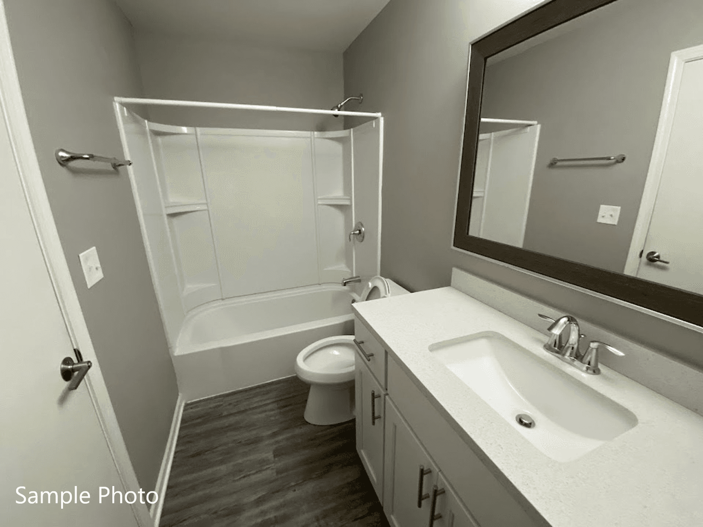 Lake Geneva Apartment: 1157 S. Wells St