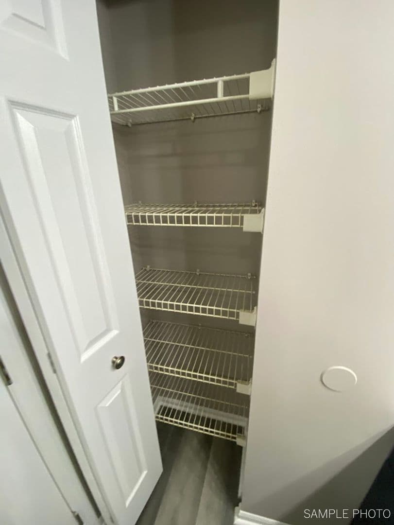 Lake Geneva Apartment: 1157 S. Wells St