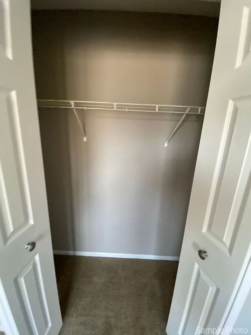 Lake Geneva Apartment: 1157 S. Wells St