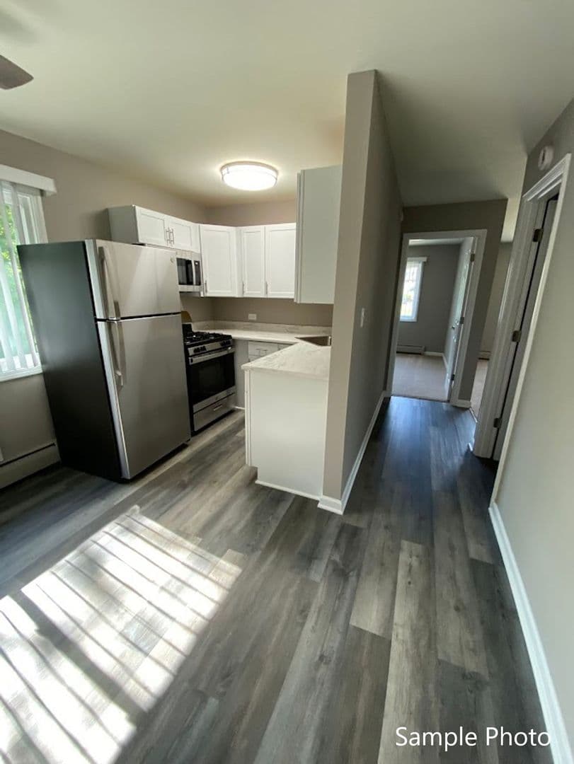 Gurnee Apartment: 4344 McClure Ave