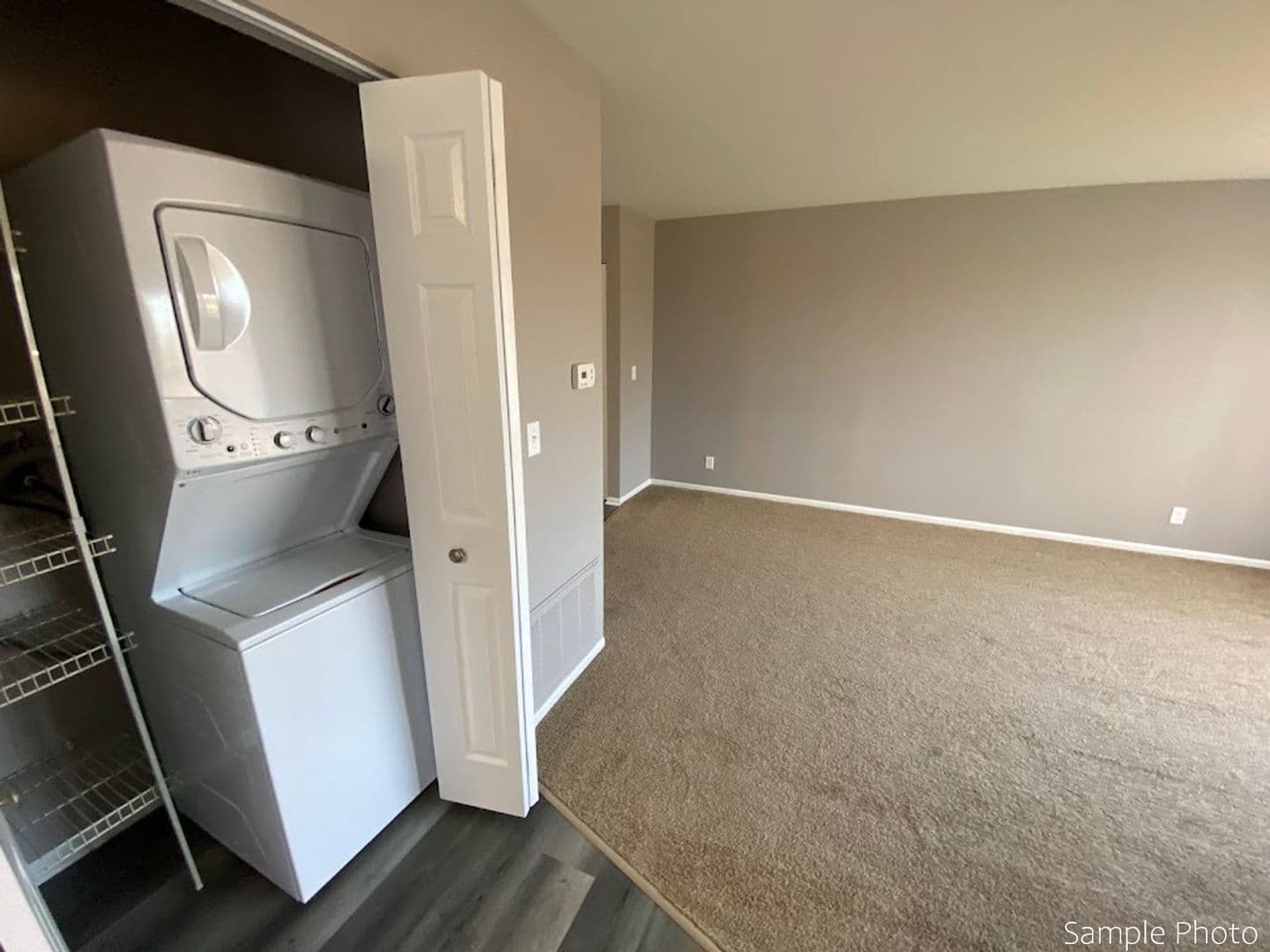 Lake Geneva Apartment: 1157 S. Wells St