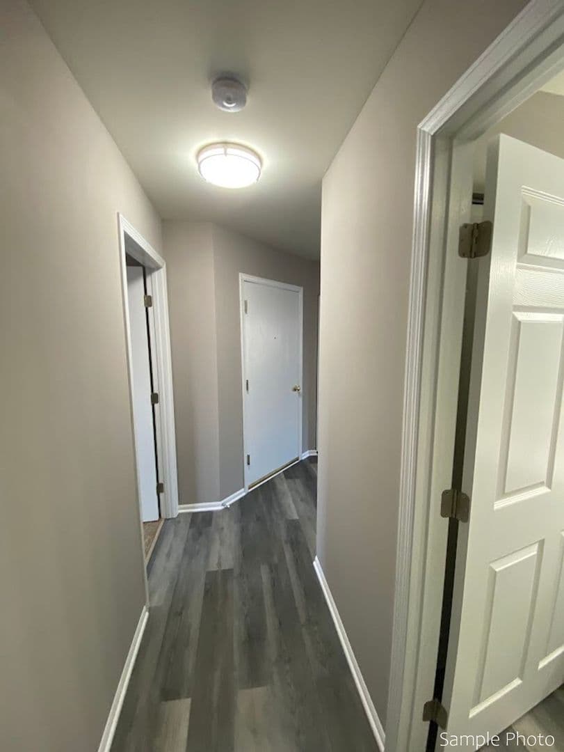 Lake Geneva Apartment: 1157 S. Wells St