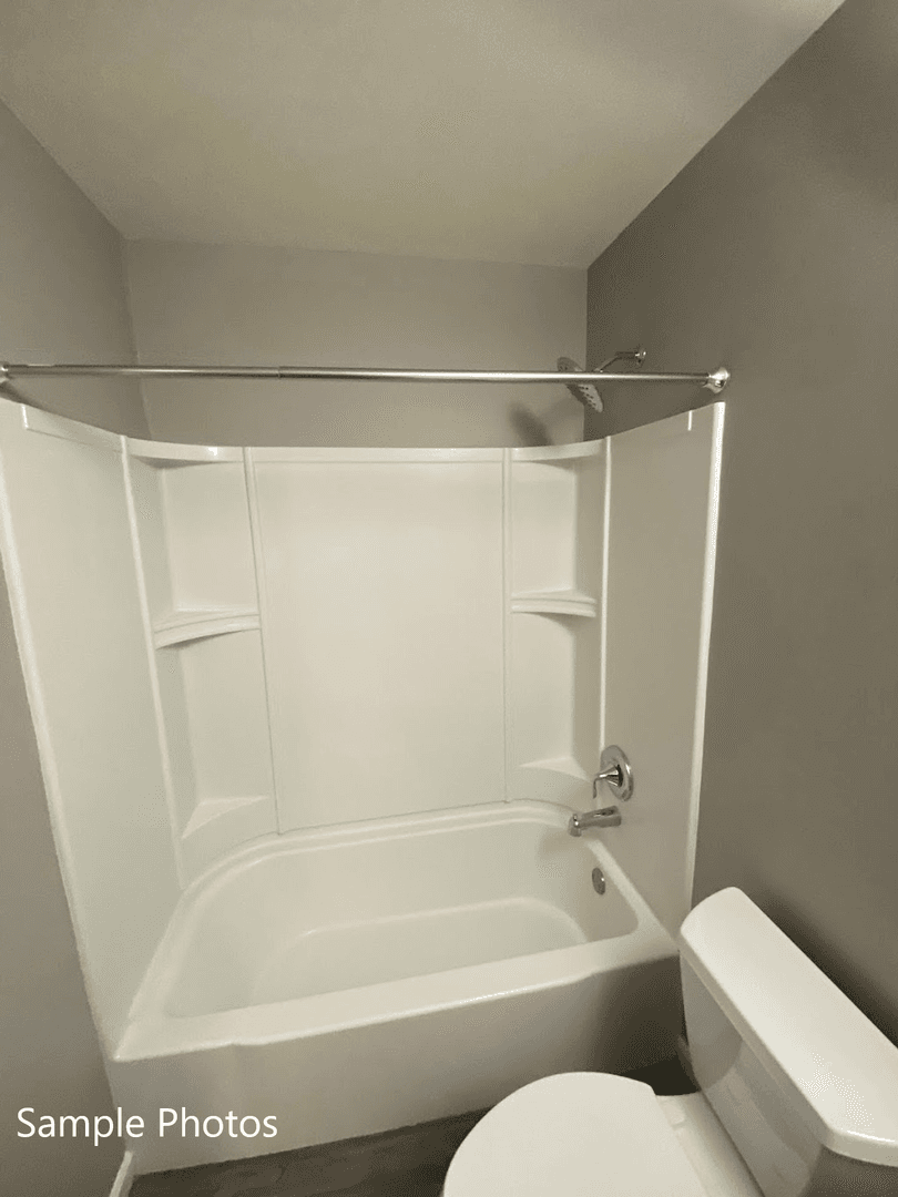 Lake Geneva Apartment: 1157 S. Wells St