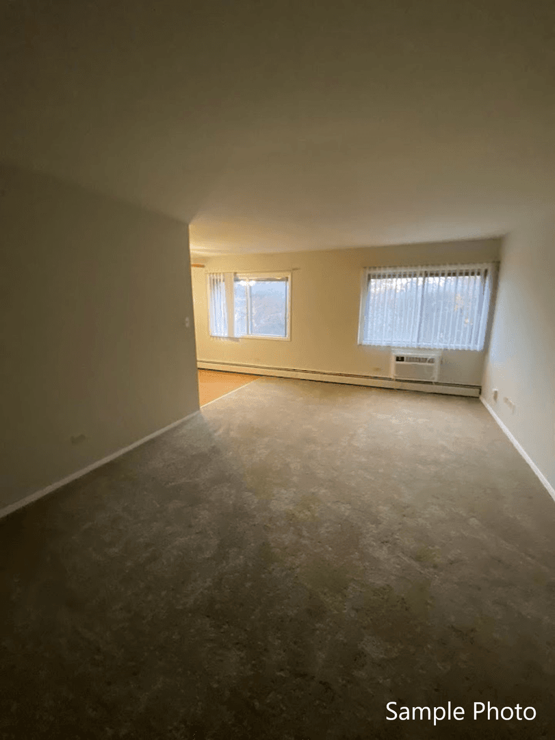 Gurnee Apartment: 4344 McClure Ave