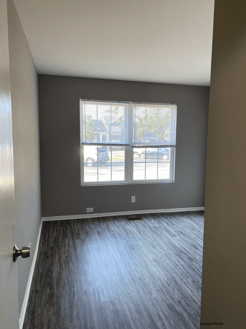 Lake Geneva Apartment: 1157 S. Wells St