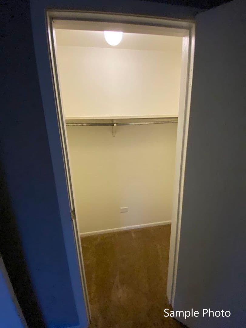 Lake Villa Apartment: 149 N Milwaukee Ave