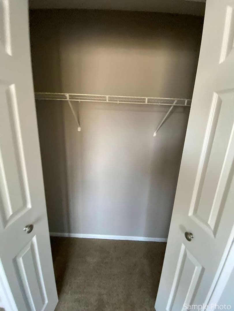 Lake Geneva Apartment: 1157 S. Wells St