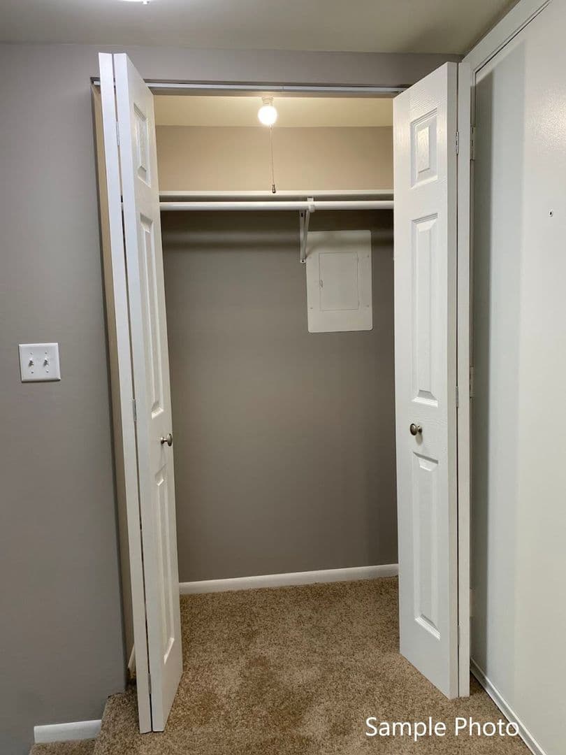 Lake Villa Apartment: 149 N Milwaukee Ave