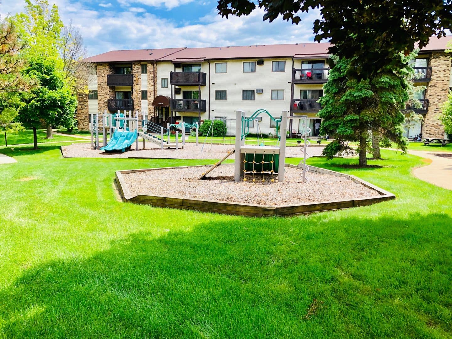 Lake Villa Apartment: 149 N Milwaukee Ave